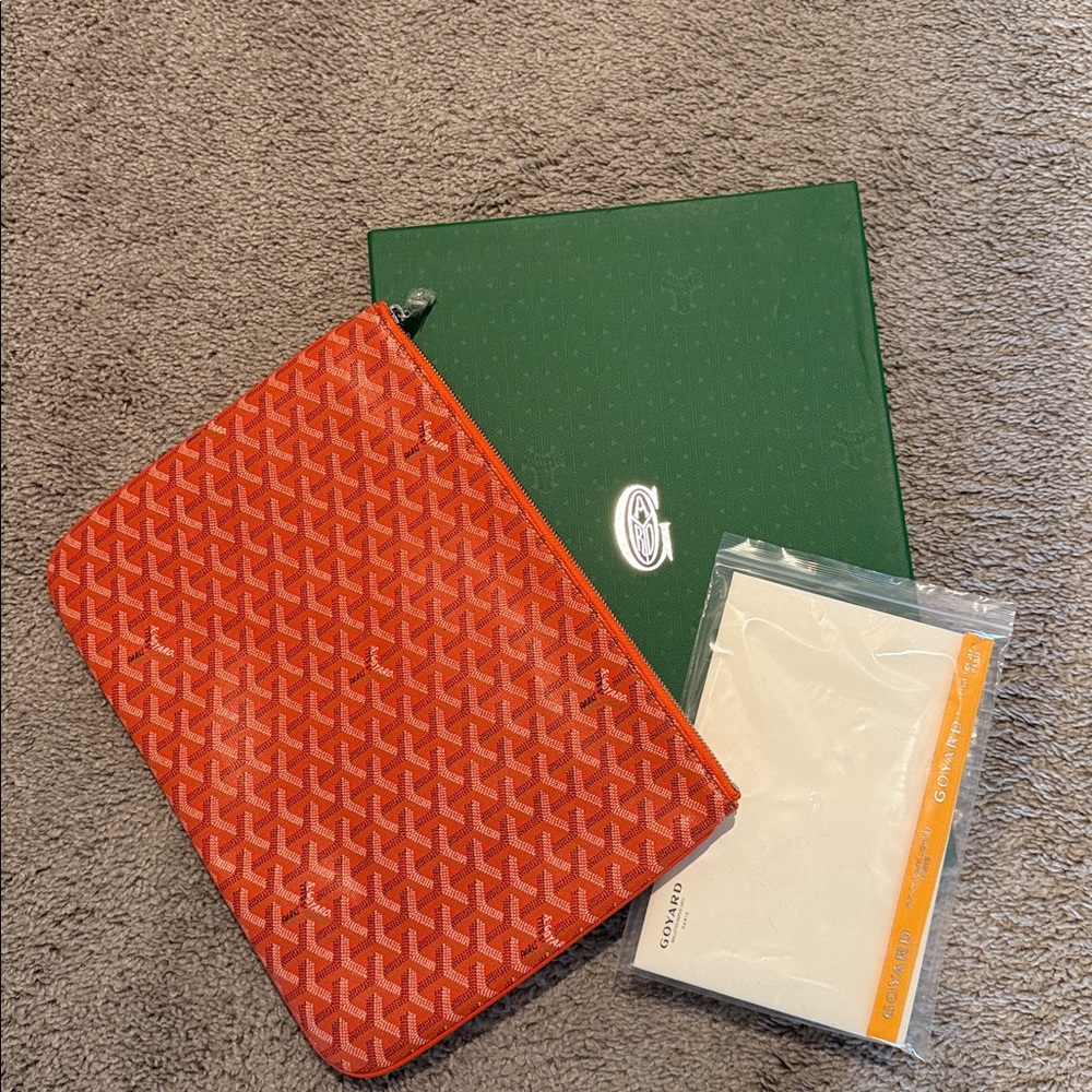 🧡 G Senat Look Pouch